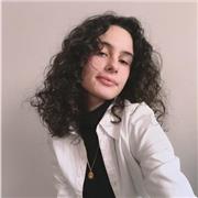 Soy Noa Rodríguez, historiadora del arte. Imparto clases de historia, arte y filosofía para ESO, bachillerato y universidad.